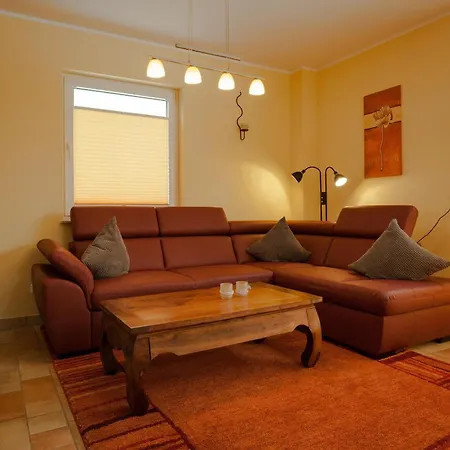 Haus Pangea بيت للعطل *