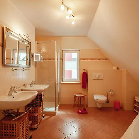 Haus Pangea Casa de Férias Göhren-Lebbin